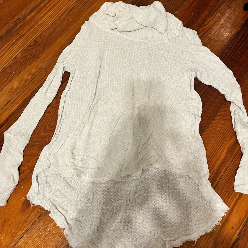 Very cute white sweater